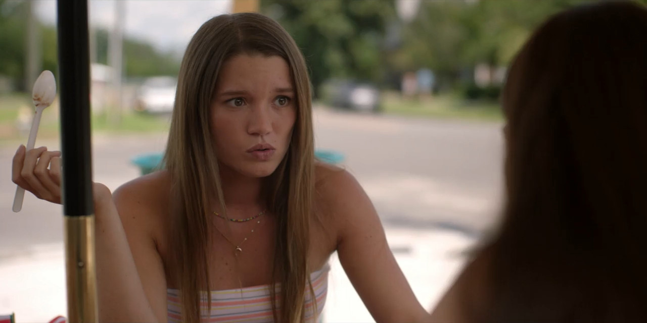 The Summer I Turned Pretty (2022) Season 1 [Hindi + Tamil + Telugu + Malayalam + Kannada + English] WebRip 480p 720p ESub - Complete Screenshot