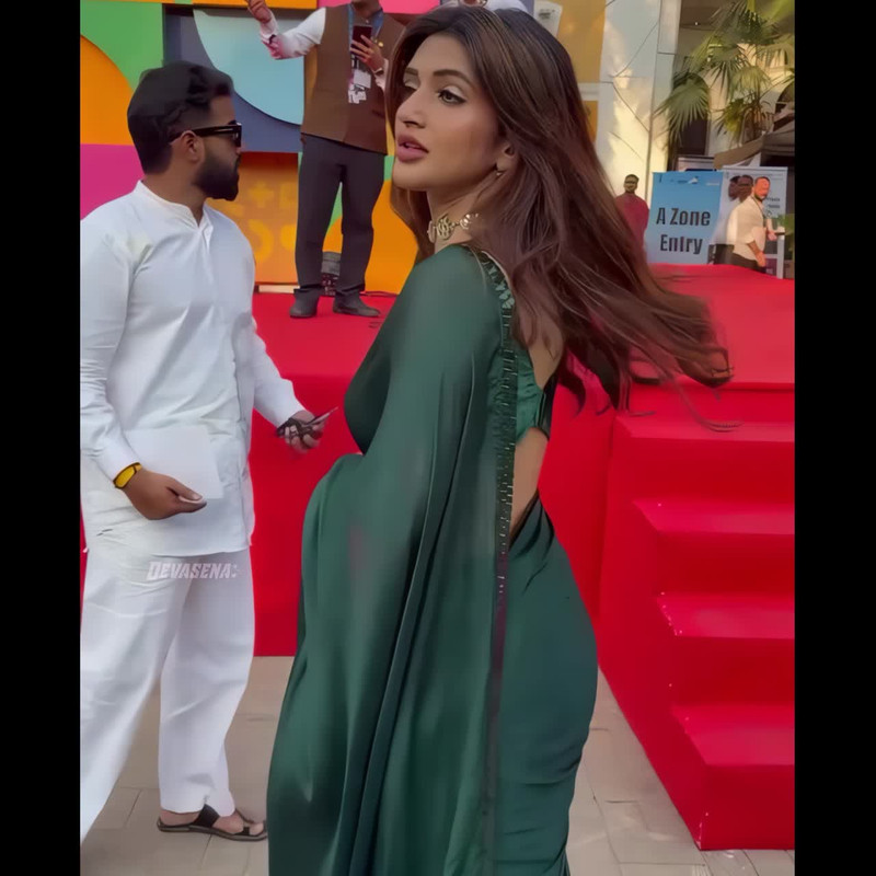 IMG 20251126 002106 263