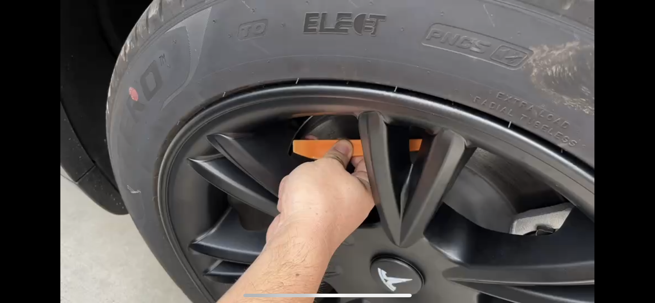 9646E189-9222-408D-B78D-04CFD08BD61A