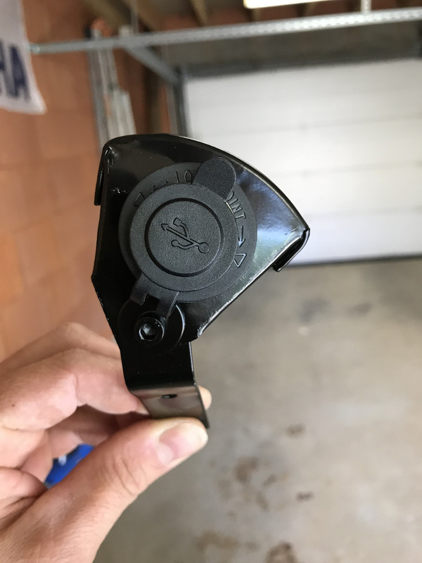 32E40CB2-AC89-4A3B-AB81-242D3257CF02