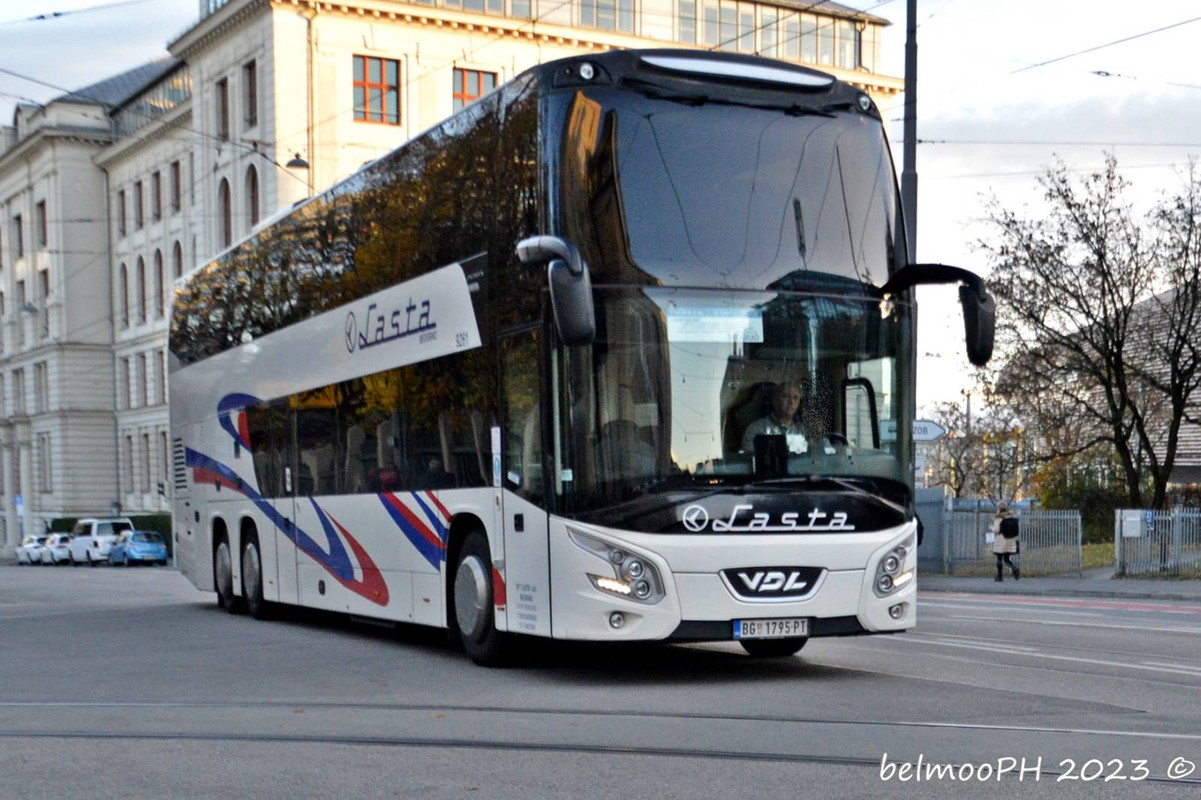 2D8EBC98-5467-4D75-A6B9-21BD6F6D410A