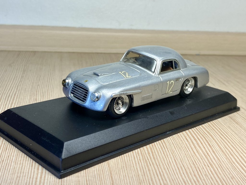 14949E26-6A7F-4FB9-9F0C-60B98C761E86