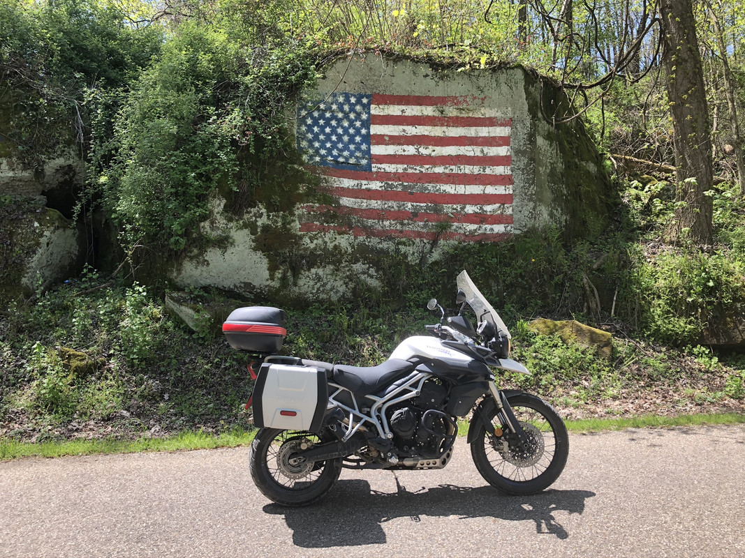 4C474C6A-1D4C-4794-9E41-C50B23C286FC