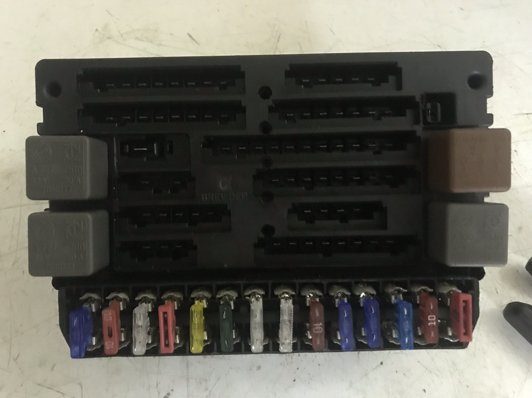 A7367623-1BC4-4B9E-A449-67D1BFA508AC