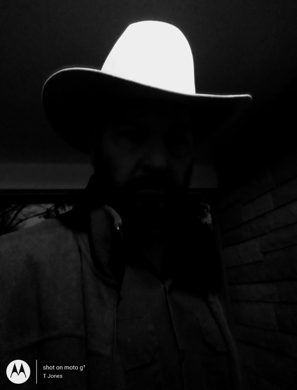 Noir-Resistol-10.jpg