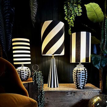 lamps-black-and-white.jpg