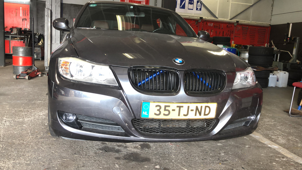 3FADF87A-0F32-41A0-B689-2B4088DEC2DD