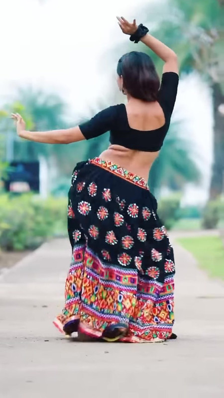 dhee keshavi dance performance   keshavi latest video #instafans.mkv.0004
