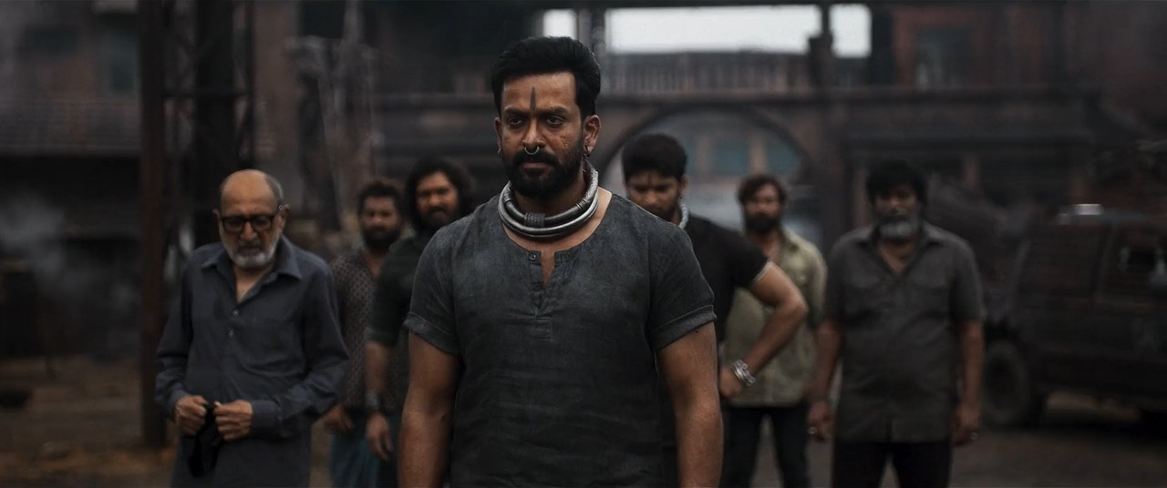 Salaar: Part 1 - Ceasefire 2023 BluRay [Hindi + Tamil + Telugu + Malayalam + Kannada] 1080p 480p 720p ESub Screenshot
