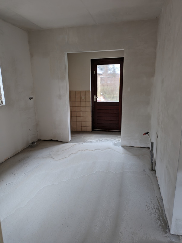 PXL-20231201-094326946.jpg