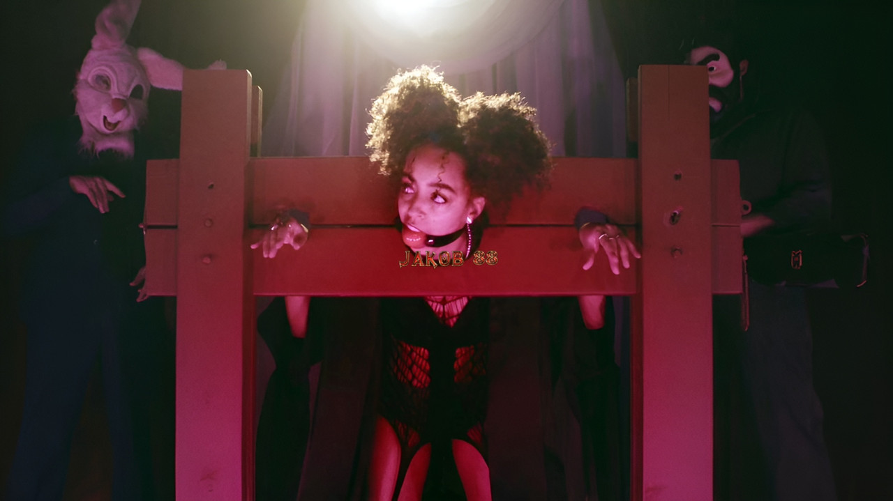 Hayley Law 11 - Door Mouse 2023