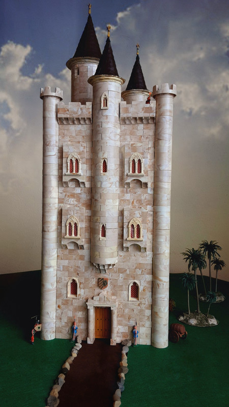 Torre triangolare - 01