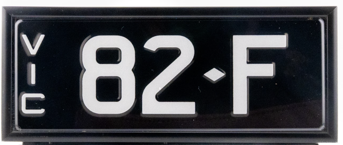 Swiss Signature Plate 82 F