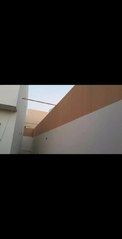 ساتر خشب مع إضاءة