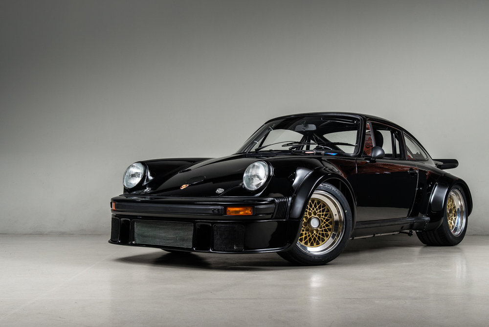 76-Porsche-934-32.jpg