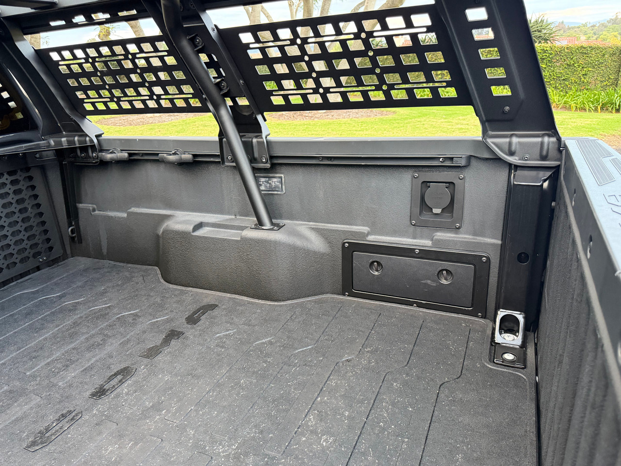 Vehicle thumbnail 16