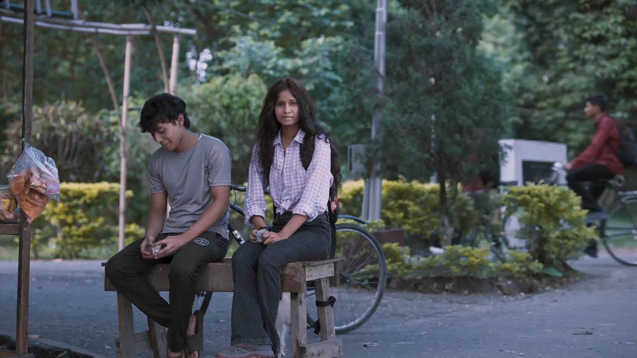 Kooki 2024 WebRip [Hindi] 480p, 720p ESub Screenshot