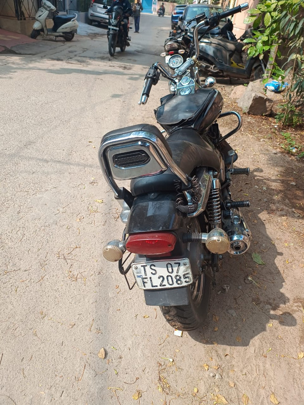 bajaj Avenger photo 3