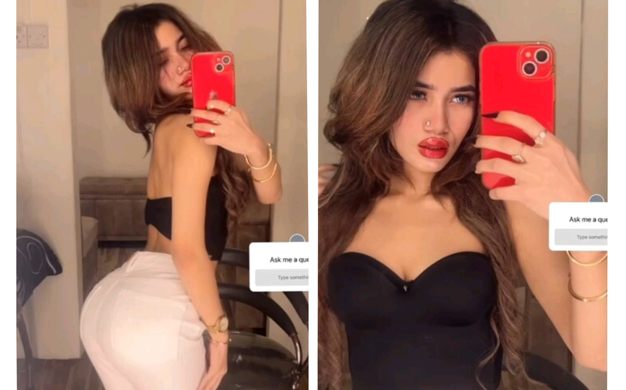Beautiful Sexy Girlfriend Showing Asshole On Video Call