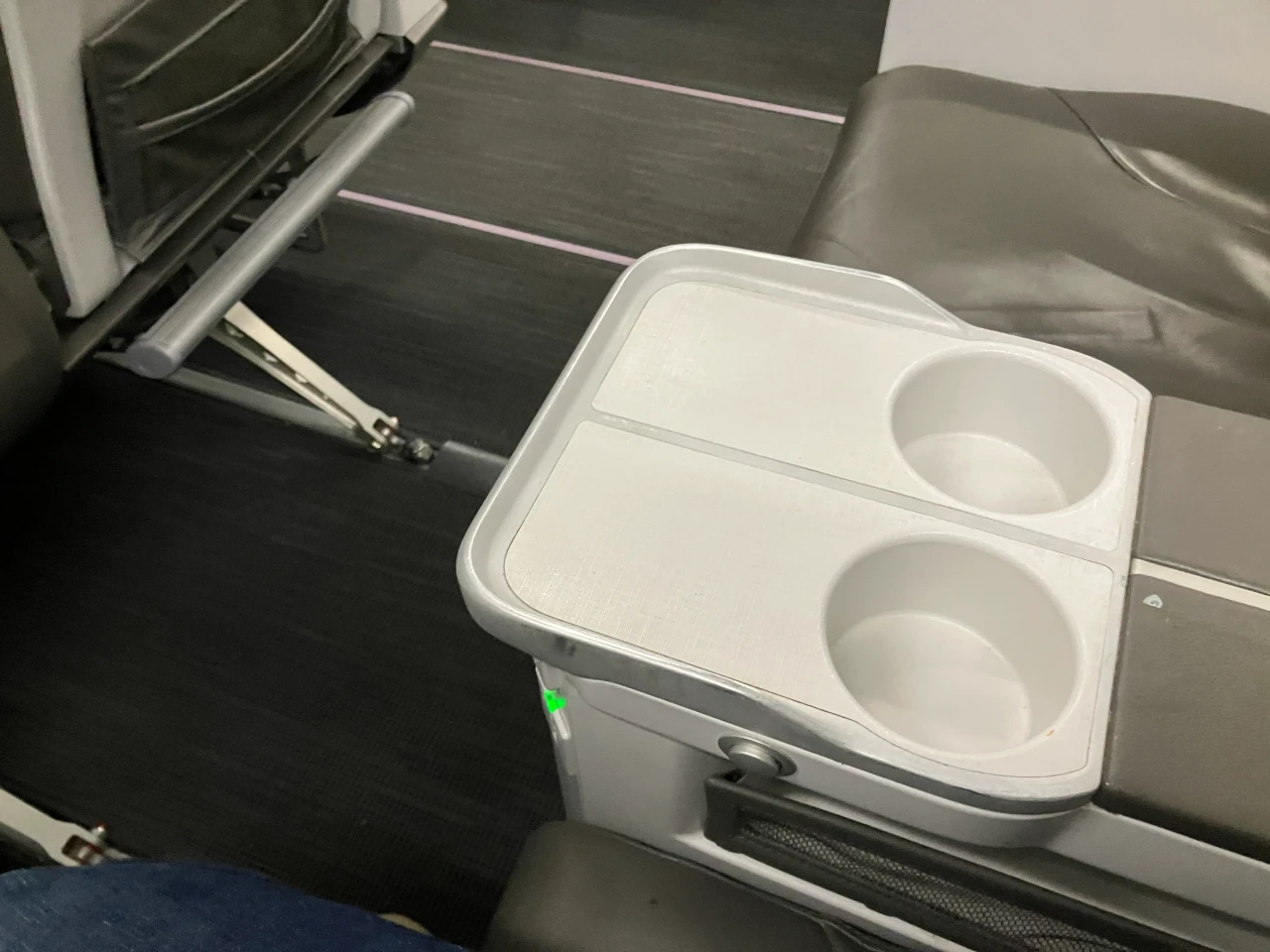 Alaska first class power and USB
