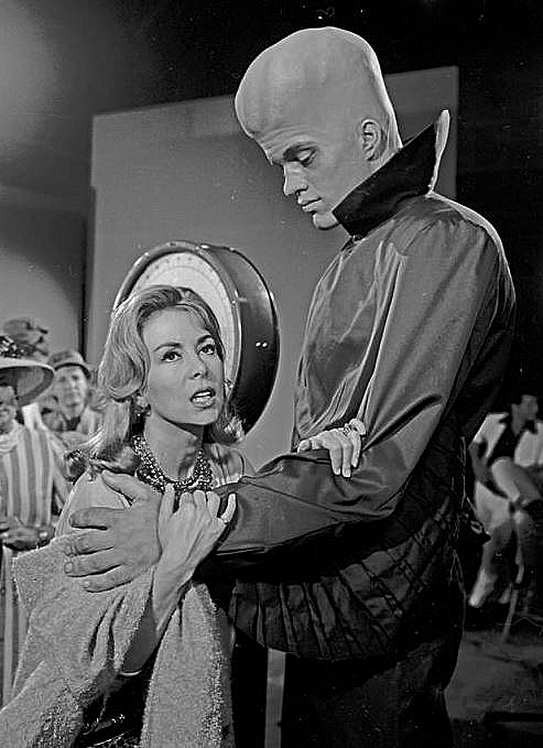 TO-SERVE-MAN-RICHARD-KIEL-FOTOR.jpg
