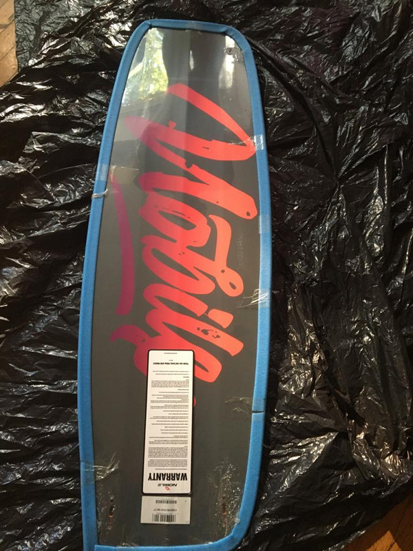 89D59894-6F16-4EE1-9062-63A68158E88C