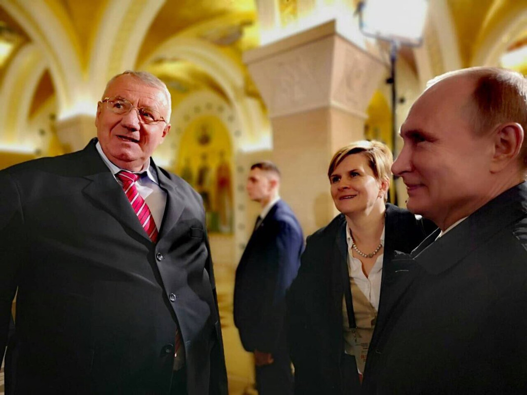 Vojislav-e-elj-Vladimir-Putin-2.jpg