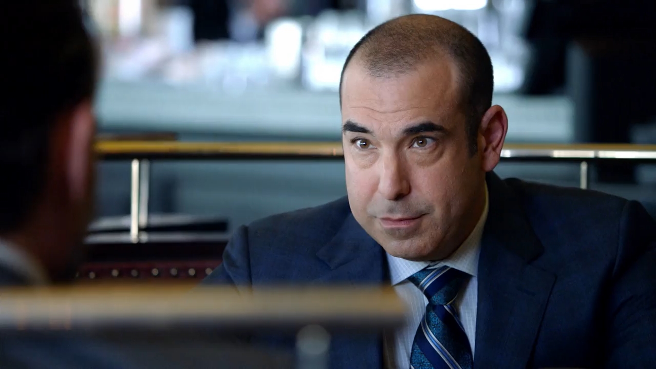 Suits 2015 WebRip Season 5 [Hindi + Tamil + English] 480p 720p ESub Screenshot