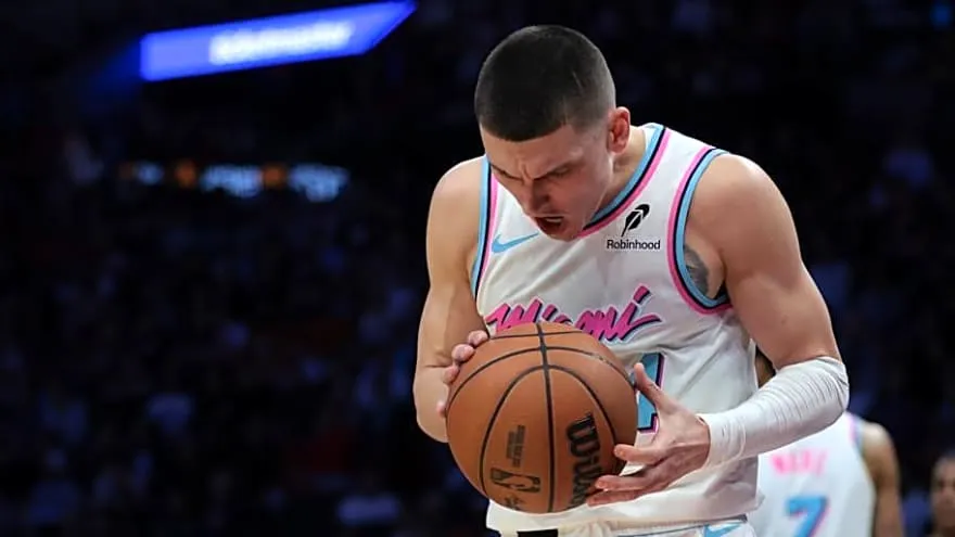 Tyler Herros Fit With Jimmy and Bam