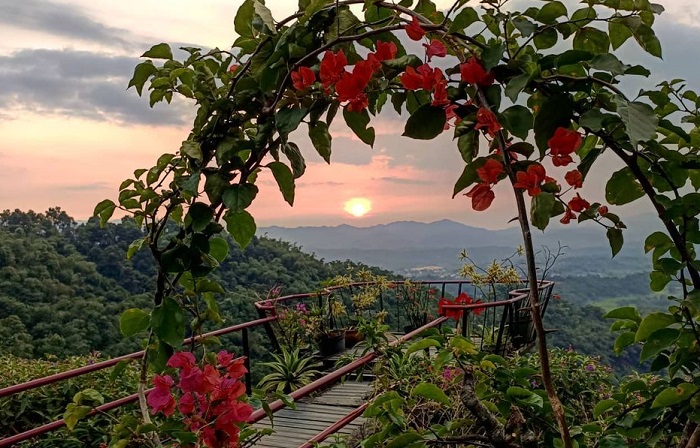 Bukit Panorama Gunung Salak Endah