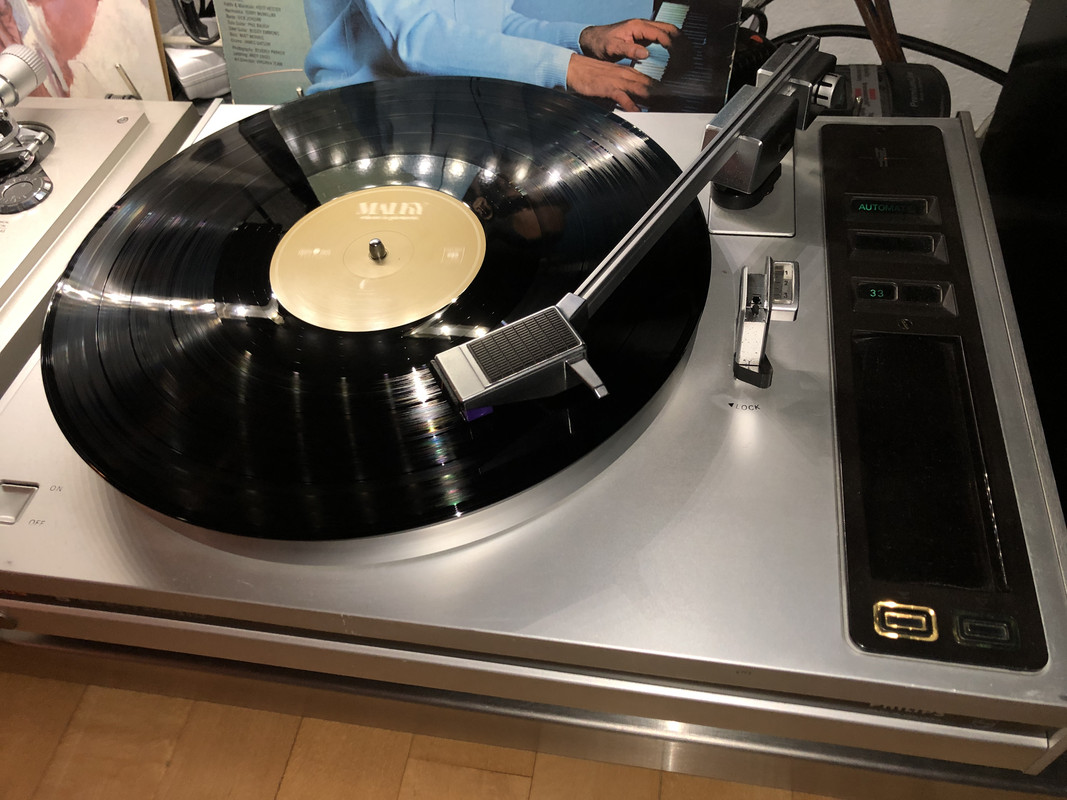 31263BEC-4D46-41C7-AE1F-5D03186B9C59