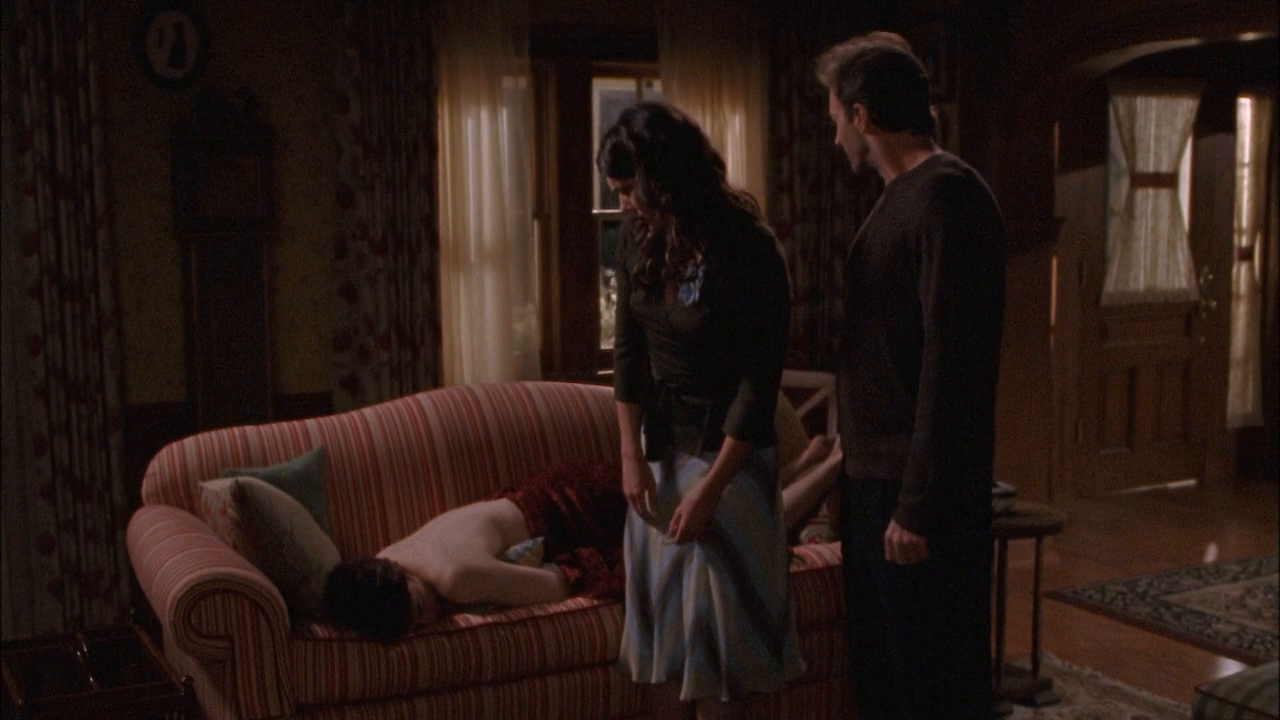 Gilmore.Girls.S05E01.Il.momento.perfetto.720p.WEBMux.ITA.ENG.x264-BlackBit[screenshot 4]
