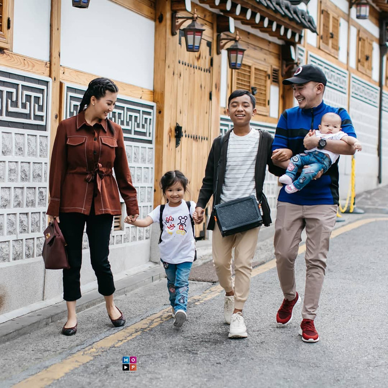 Sarwendah, Thalia, Betrand, Ruben dan Thania