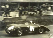 24 HEURES DU MANS YEAR BY YEAR PART ONE 1923-1969 - Page 27 52lm17-Jag-CType-SMoss-PWalker-2
