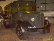 Бронированный инкассаторский автомобиь Morris-Commercial, военный музей. Оверлоон Morris-Overloon-007