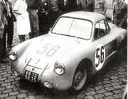 24 HEURES DU MANS YEAR BY YEAR PART ONE 1923-1969 - Page 32 53lm56-Renault4cv-P166-R-JEVernet-JPairard-2