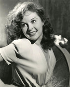 Susan-Hayward-d24