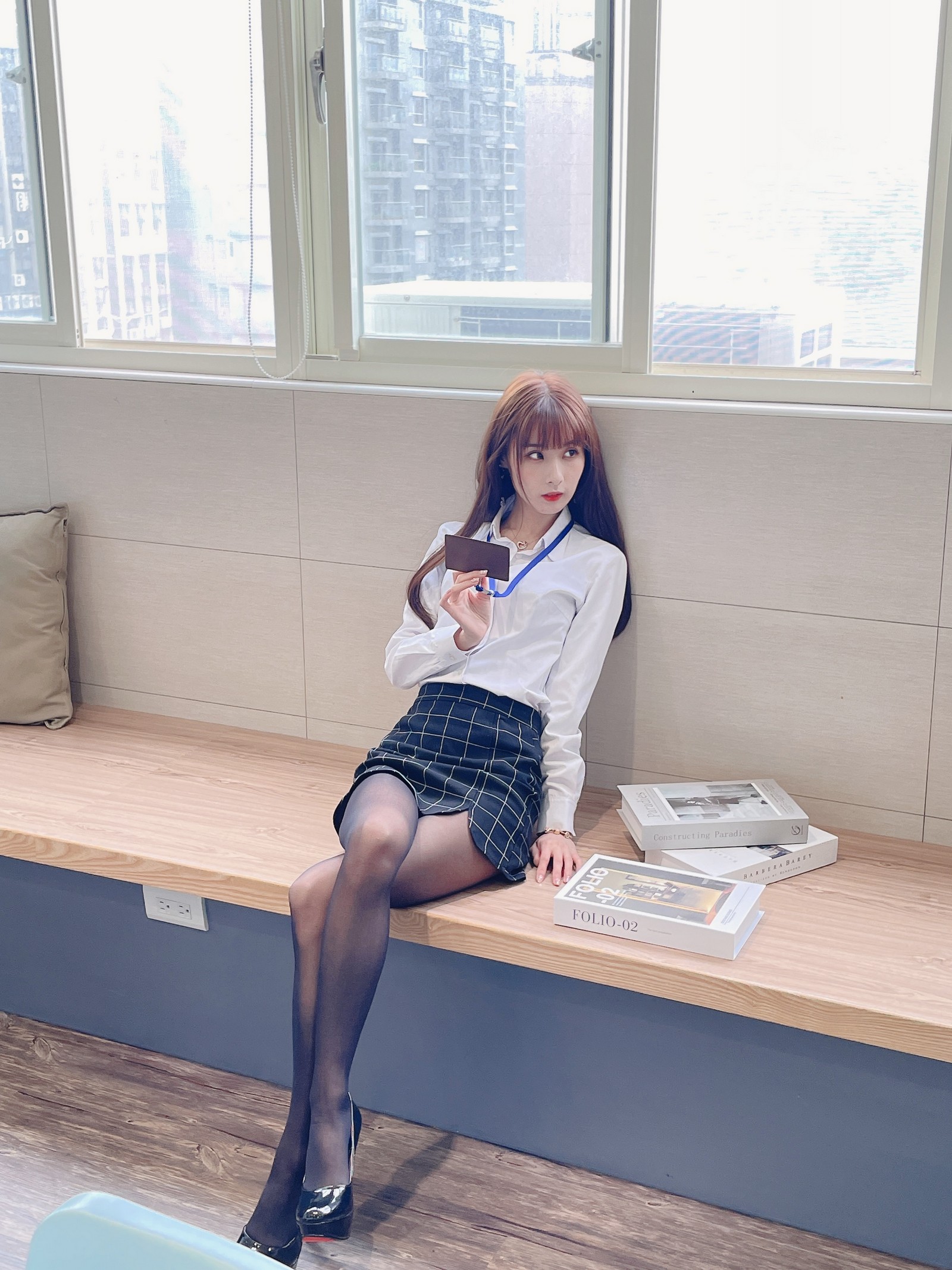 泥泥汝 OL 女郎 B 主题 写真＋视频合集｜高人气职业风作品（350P｜12V｜840MB）插图8