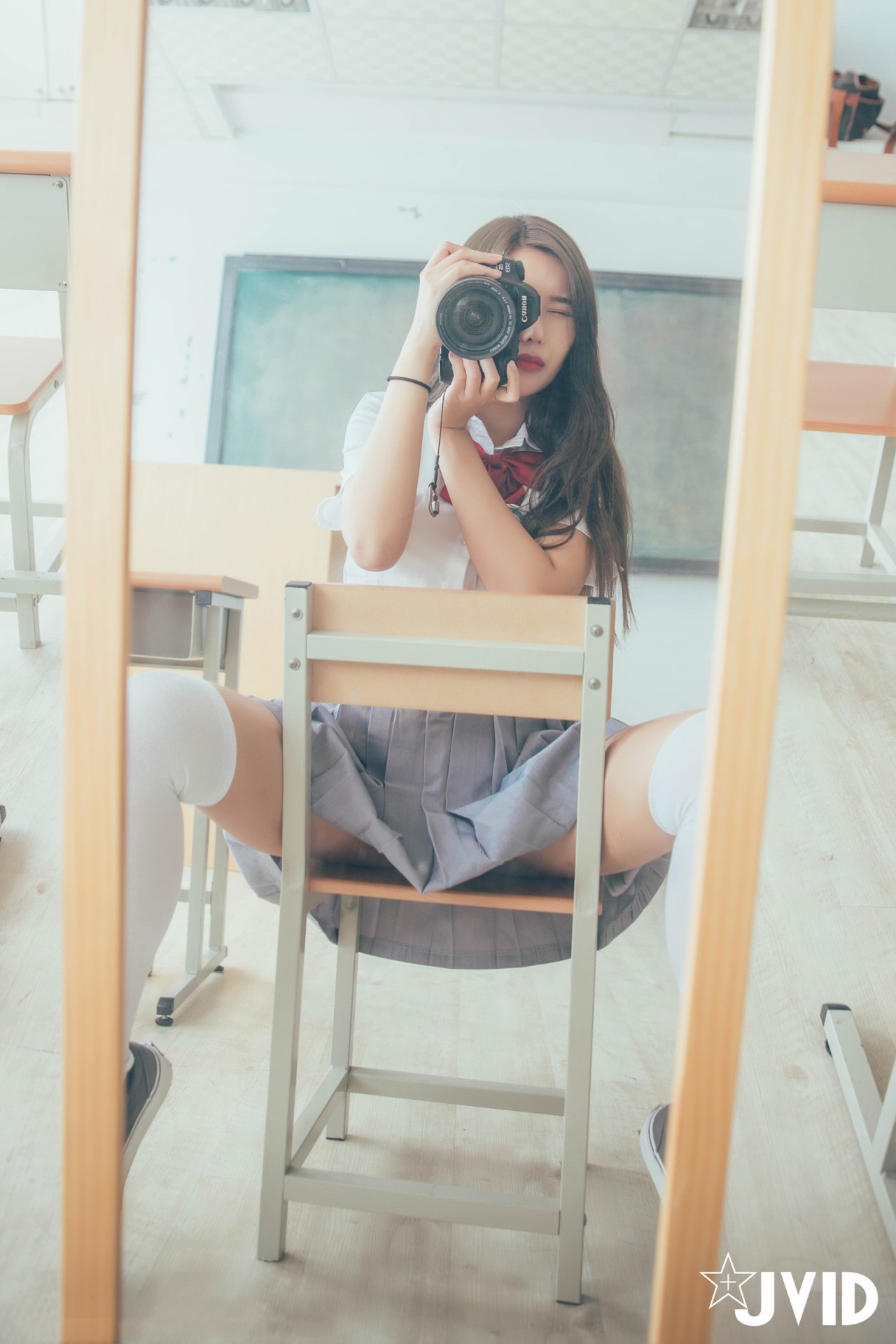 JVID木木森校园系写真，清新和活力气质妹子，千万男人的女神插图