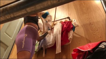 [Image: Voyeur51945095238.jpg]