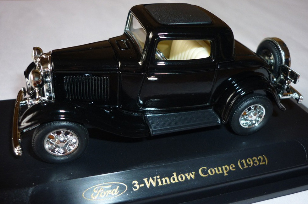 Ford-3 window Coupe (1932)