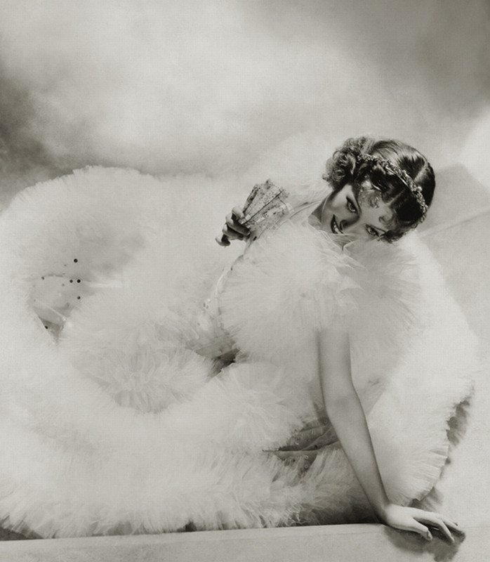 loretta_young_c84