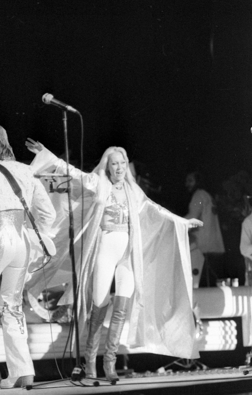 F681BC51-712E-4019-81B1-AB8EBA5FBFB7