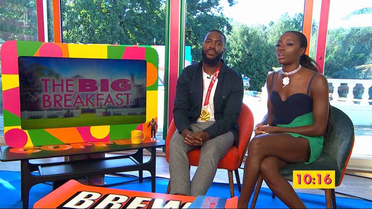 Live The Big Breakfast_20220827_10001230.ts_snapshot_00.17.36.806