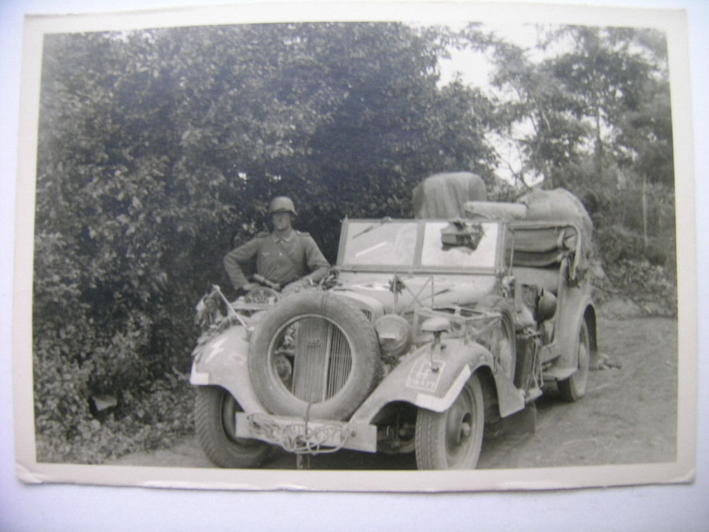 PKW Horch Typ 830 R Kübelwagen Nachrichtenkraftw