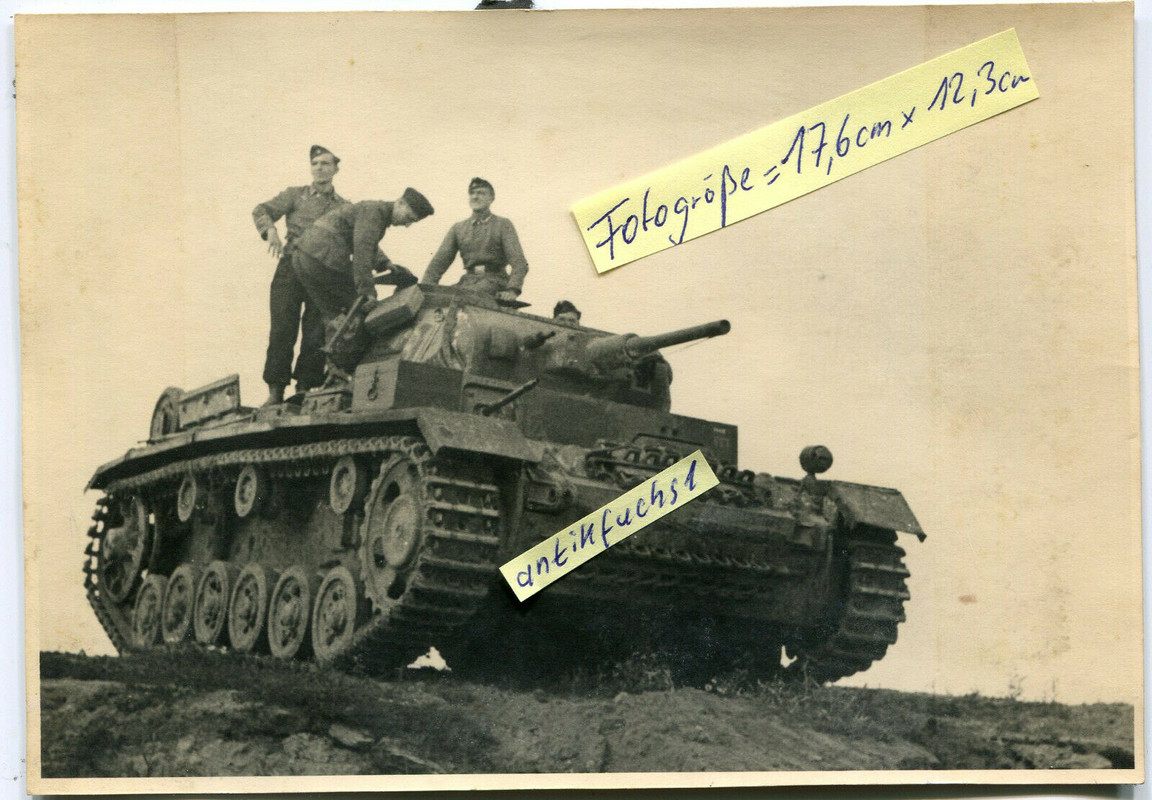 Deut. Panzer mit taktischem Zeichen in Rußland an der Ost-Front