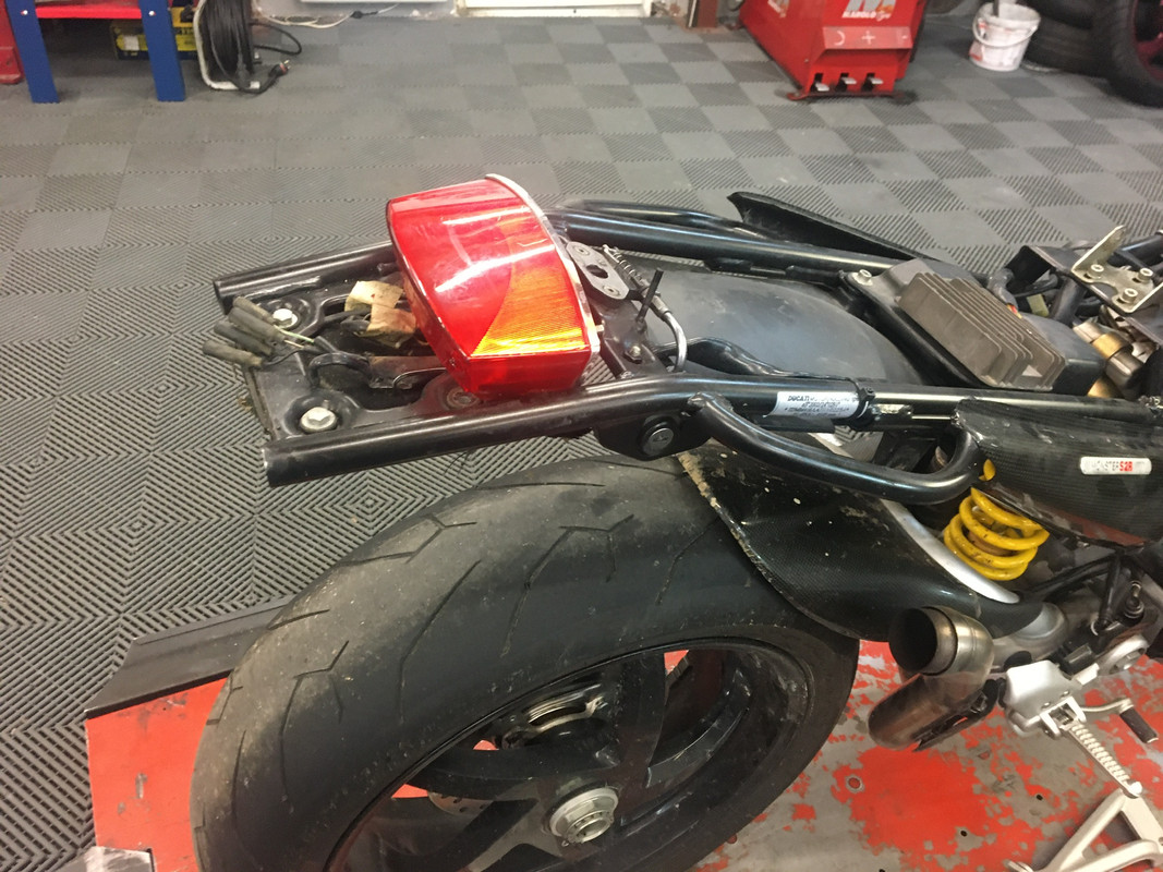 8A4DDFCE-0C27-449B-81B0-CAA907056C15