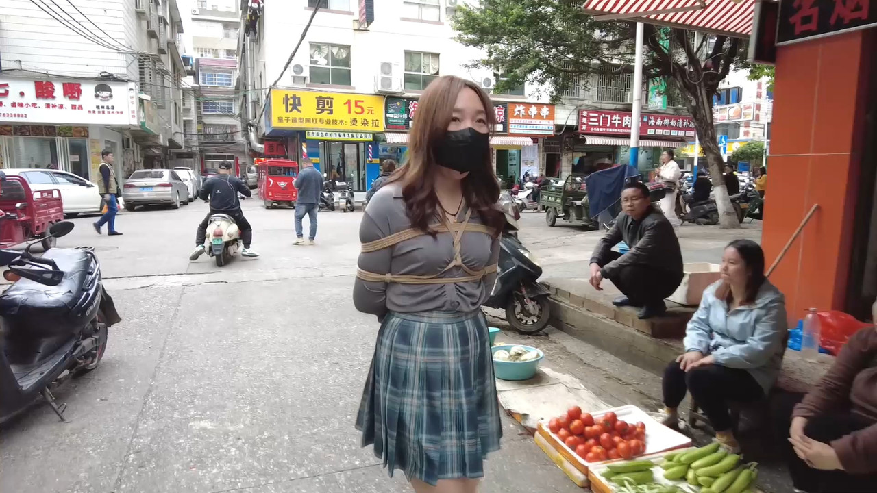 晓鹿原创 菜市场的激情.mp4_20230510_194256.046