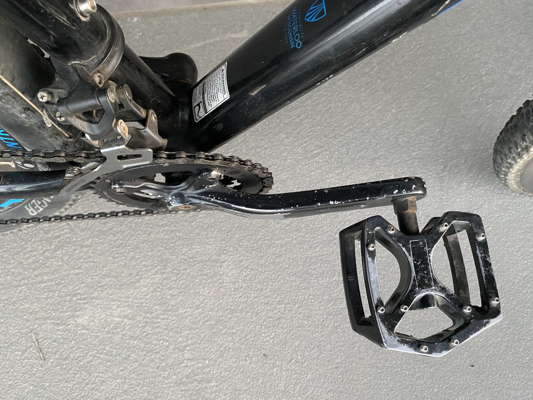 82719E29-B619-46EE-B79A-B01DFA501351