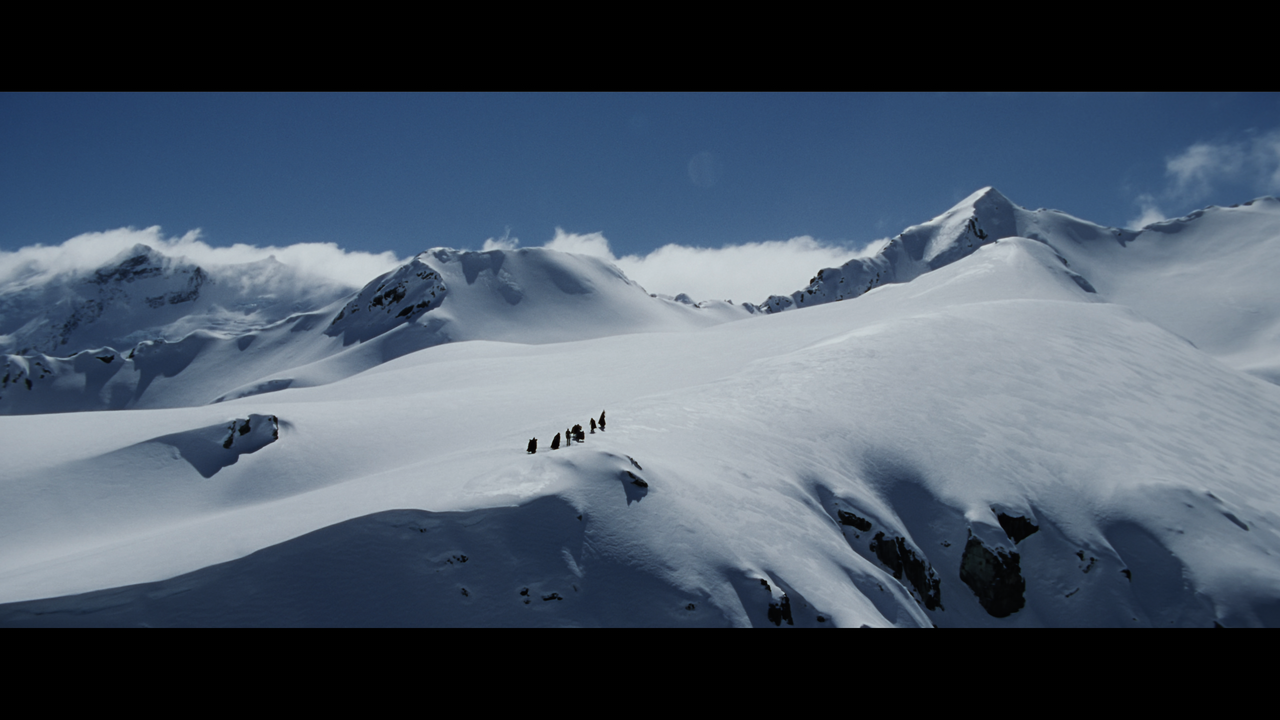 The Lord of the Rings- The Fellowship of the Ring (EXT.).mkv_snapshot_00.07.25_[2020.12.05_22.32.46]